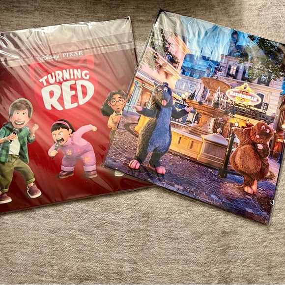 D23 2022 Spring Magazine Turning Red Edition & Fall 2021 Walt Disney World - Picture 2 of 2